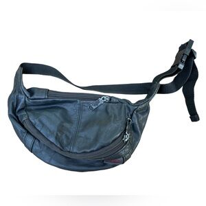 Vintage Black BASS High Sierra Leather Hip Fanny Pack Rare